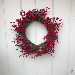 50cm Large Red Berry and Leaf Weath